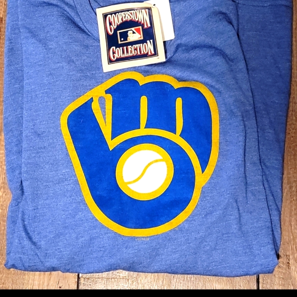 Milwaukee, baseball Brewers t-shirt